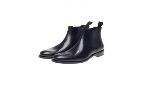 John White Chelsea Boots at English Brands – Brand New for Christmas