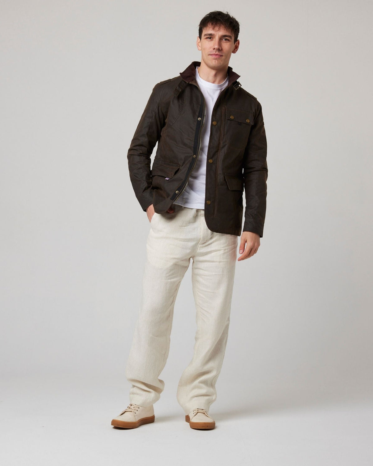 Peregrine Bexley Waxed Jacket in Brown