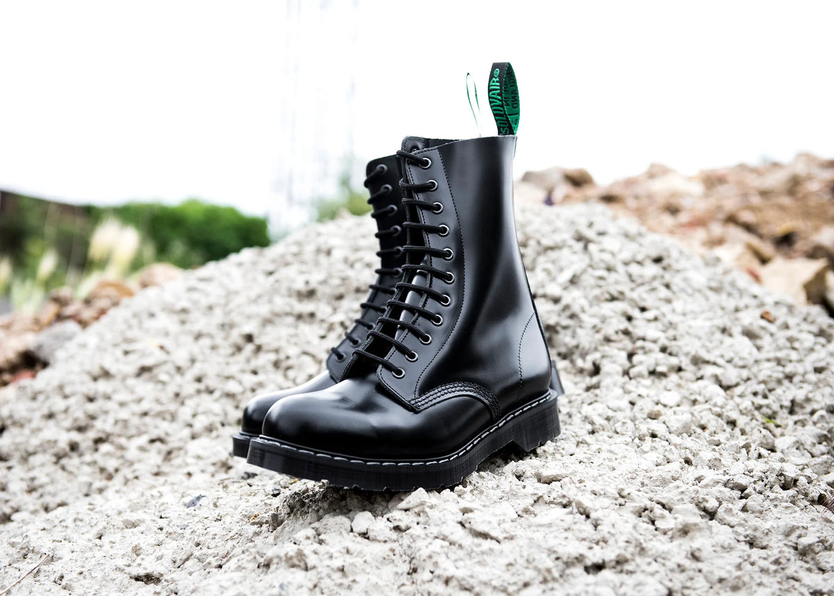 Solovair Hi Shine 11 Eye Derby Boot Black