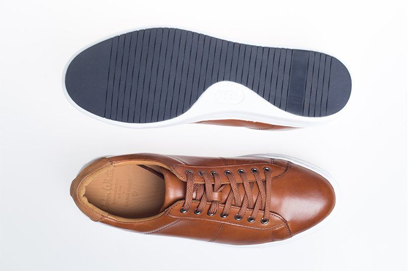 John White Bari Sneakers Tan
