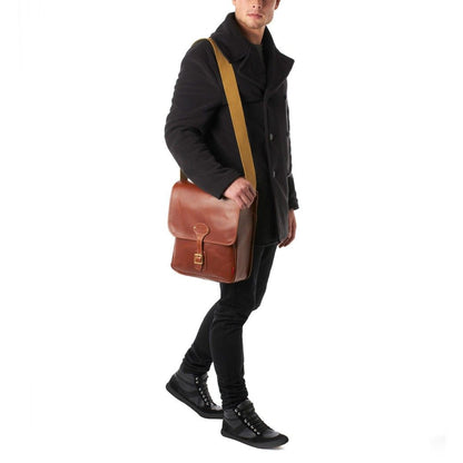 Chapman Reiver Leather Despatch Bag Brown