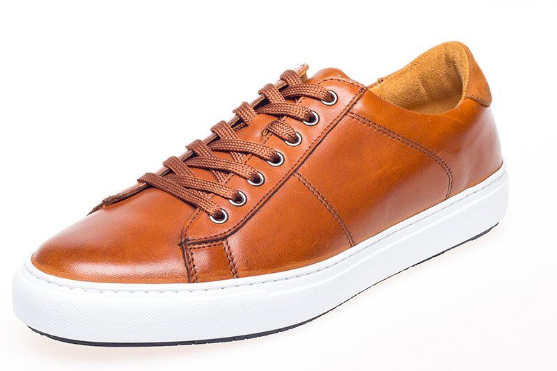 John White Bari Sneakers Tan