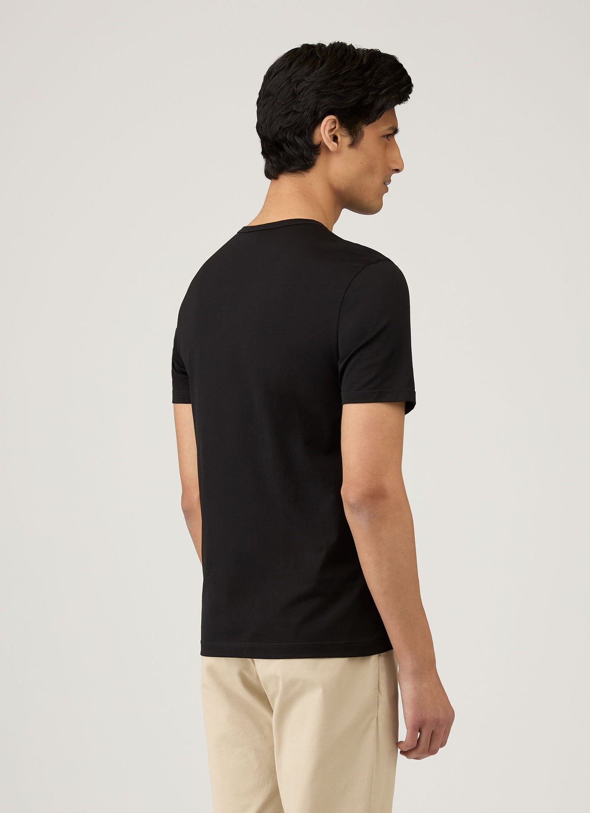 Sunspel Men's Classic Crew Neck T-Shirt in Black