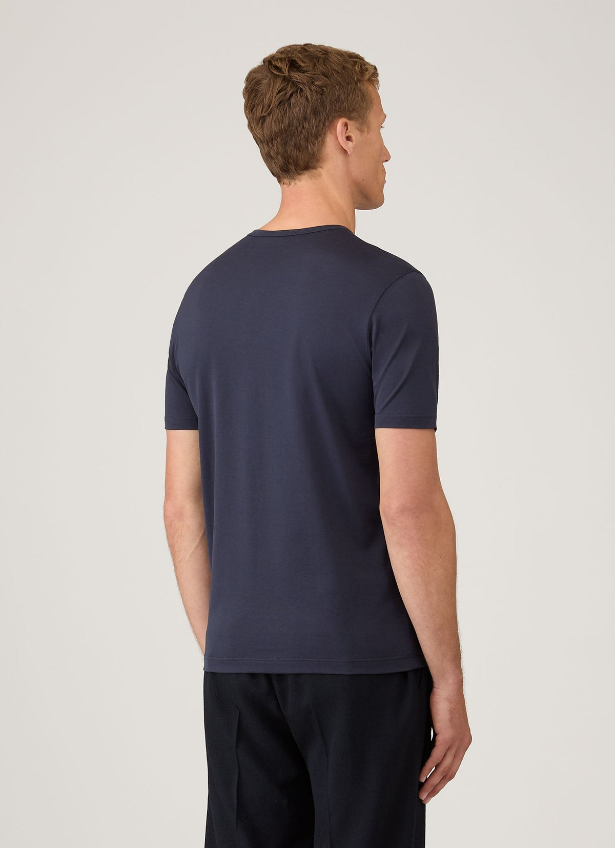 Sunspel Men's Classic Crew Neck T-Shirt in Navy