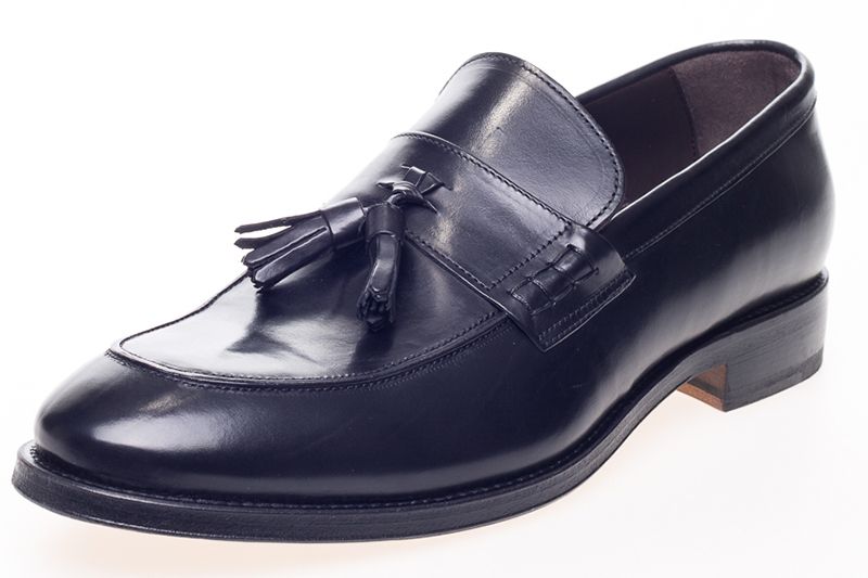 John White Charles Tassel Loafers Black
